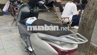Honda Lead màu Bạc