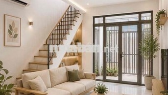 🏡  DT 25 m² , 3 tầng -3PN -SÁT QUẬN 1 - Giá : 2,79 TỶ.
