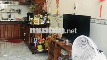 NHÀ NGAY CHỢ CẦU ĐỒNG. 3PN 2WC. ĐƯỜNG XE HƠI