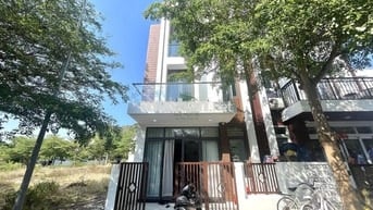CHO THUÊ NHÀ NGUYÊN CĂN 4 TẦNG BẮC NHA TRANG GIÁ 15 TRIỆU/ THÁNG
