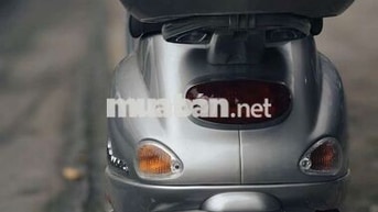 Piaggio Vespa ET8 màu Bạc