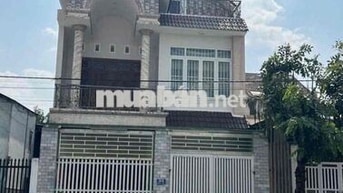 Nhà Ngay Trường tiểu Học Phú Tân 7,5x20m. 4pn 4wc