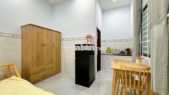 Mình cần pass lại phòng ở Linh Trung, Hoàng Diệu 2