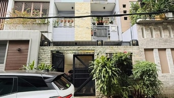 Bán nhà 2 lầu 6x20, giá 750 triệu, ngay chợ Phú Lạc, sổ Hồng riêng 