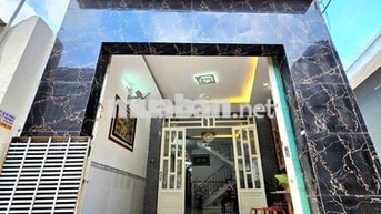 nhà bán 100 mét vuông gần chợ với trường học