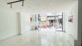 Cho thuê mặt bằng cực rộng Tân Phú