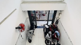 BÁN NHÀ LẠC LONG QUÂN F3 QUẬN 11 - XE HƠI TẬN CỬA 