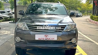 Toyota Fortuner 2016 Xám 22.000km