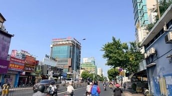 Bán nhà Phú Nhuận. Mặt tiền kinh doanh buôn bán, Dt 4m x 16m Vuông 
