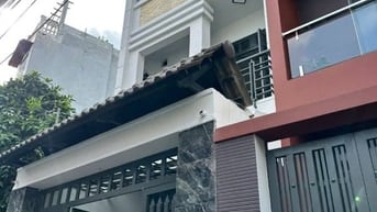 Bán nhà Bình Long, Tân Phú.DT 4.2x18. Đúc 2 Lầu MỚI ở ngay, nhỉnh 6 TỶ