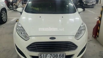Ford Fiesta 2016 Titanium Trắng