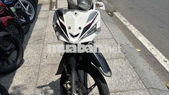 Yamaha Sirius 2019 Trắng đen