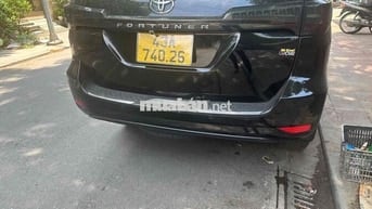 Toyota Fortuner 2018 Đen 25 vạn