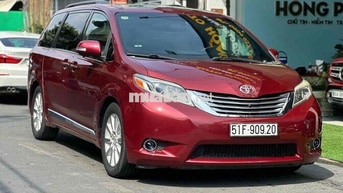 Toyota Sienna Limited Model 2013 nội thất ghế Vip