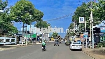 nền nhà trung tâm Long Khánh , đầy đủ tiện ích , giá rẻ