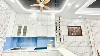 SIÊU PHẨM 5 TẦNG LÔ GÓC - HOÀNG XUÂN HOÀNH - OTO ĐẾN NHÀ - 8,6 TỶ