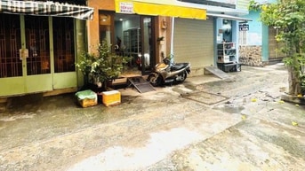 Nhà 1/ hẻm xe taxi đậu trước nhà Nguyễn Kim. 3,2mx11m.NH_Giá 5.65tỷ
