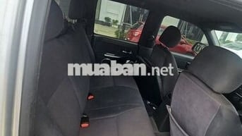 Isuzu D-Max Bạc 5 chỗ Số sàn