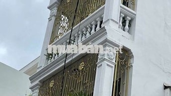 CHO THUÊ NHÀ NGUYÊN CĂN HẺM XE HƠI 502 – HUỲNH TẤN PHÁT, QUẬN 7