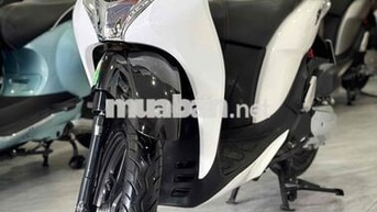 Honda SH Mode Trắng