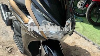 Honda Air Blade 110 Đen Vàng đồng