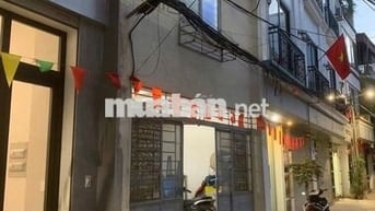 CHo thuê nhà Nguyễn Văn Linh, 50m, ô tô đỗ cửa, full đồ, 4,5tr/tháng