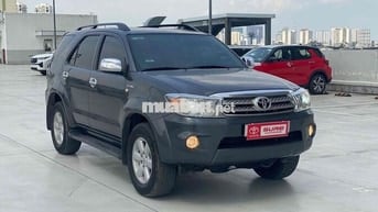 Toyota Fortuner 2009 2.7V AT 4x4