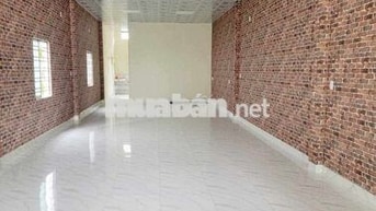 NHÀ CẤP 4 ĐƯỜNG BÙI TRANG CHƯỚC TRỐNG SUỐT