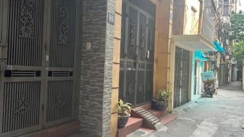 Bán nhà phố Xã Đàn 45m2, ngõ nông, nhà dân xây. Giá 7,6 tỷ