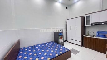 Cho thuê căn hộ dịch vụ có sẵn nội thất tại ngõ 562 đường Láng