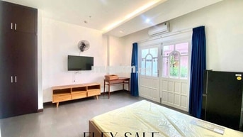 Cho Thuê Căn Hộ Ban Công Ngay Cầu Thị Nghè - Thảo Cầm Viên - Rộng 40m2