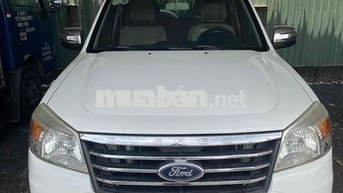 Ford Everest 2011 1 cầu Trắng