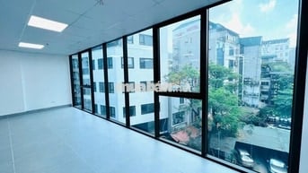 Tôn Đức Thắng- VP 105m2 Không gian mở, kinh doanh hái ra tiền giá hời