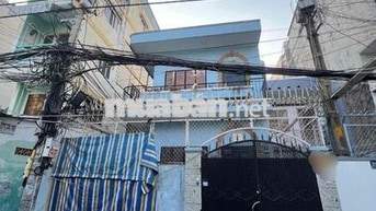NHÀ CŨ DT TO AC LAM CAPHE XƯA RẤT ĐẸP - NHÀ CÓ SÂN RỘNG RÃI HẺM THÔNG