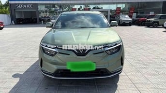VF8 PLUS XE DEMO ODO THẤP1