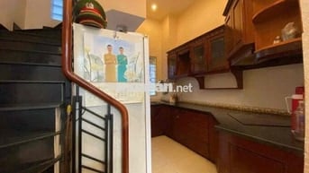 Cho Thuê Nhà Nguyễn Trãi Quận 1 36M2 4 Tầng 2 PN - 15 Triệu
