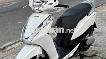 Honda Lead Trắng
