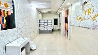 Cho thuê MB tại Cityland 8tr/th view công viên