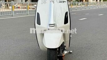 Vespa Sprint 150 Full Option real 9 chủ