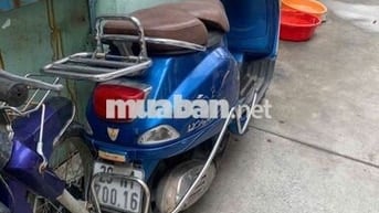 Piaggio Vespa LX Xanh