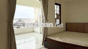 cho thuê nguyên tầng 3 sân thượng trước sau gần QL50