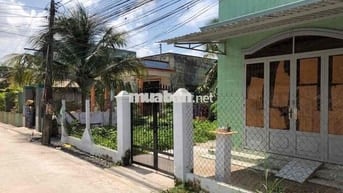 Em cần tìm thuê nhà cấp 4, có sân càng tốt khu vực Vĩnh Lộc A-B