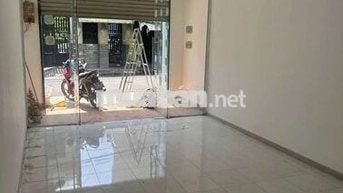 cho thuê nhà mặt tiền kinh doanh nali spa.. 
