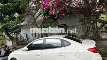 Hyundai Avante 2013 Trắng
