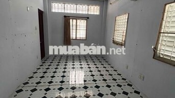 NHÀ HOT QUẬN 3 - 4PN CÓ 2 PN RẤT RỘNG - SẴN MÁY LẠNH CÁC PHÒNG