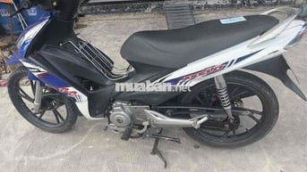 Suzuki Axelo 2013 Xanh trắng