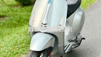 Piaggio Sprint 125cc 2015 Bạc 21000 km.Siêu Keng