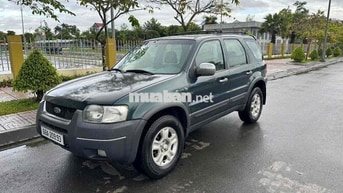 Ford Escape Xanh rêu 5 chỗ