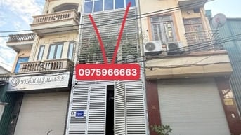 Chính chủ bán nhà mặt phố sở thượng 