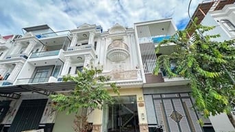Nhà 2 lầu 4pn sẵn máy lạnh KDC Hưng Phú 1